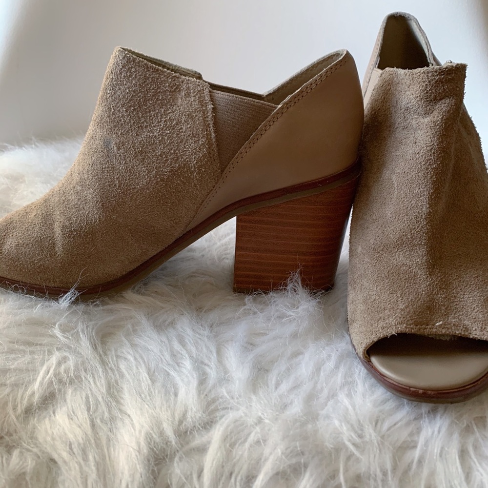 Aldo light brown leather/suede block heels